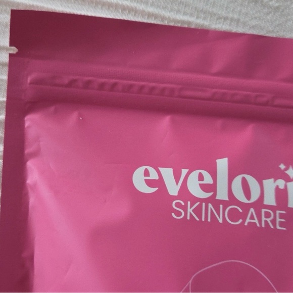 Eveloria Skincare Brightening Pads 30CT Exp. 12/27 Turmeric, Kojic Acid, Vit C - Picture 4 of 4